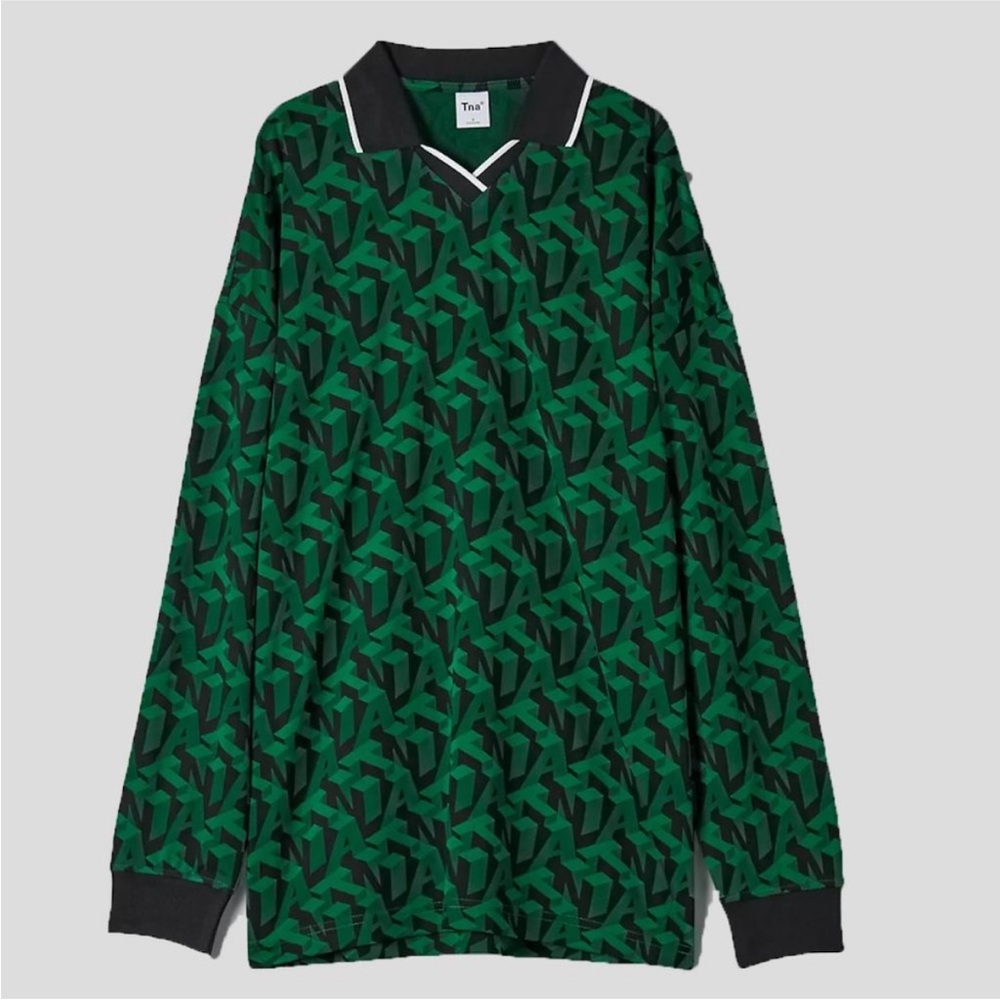 Aritzia TNA Black and Green Patterned Long Sleeve Shirt